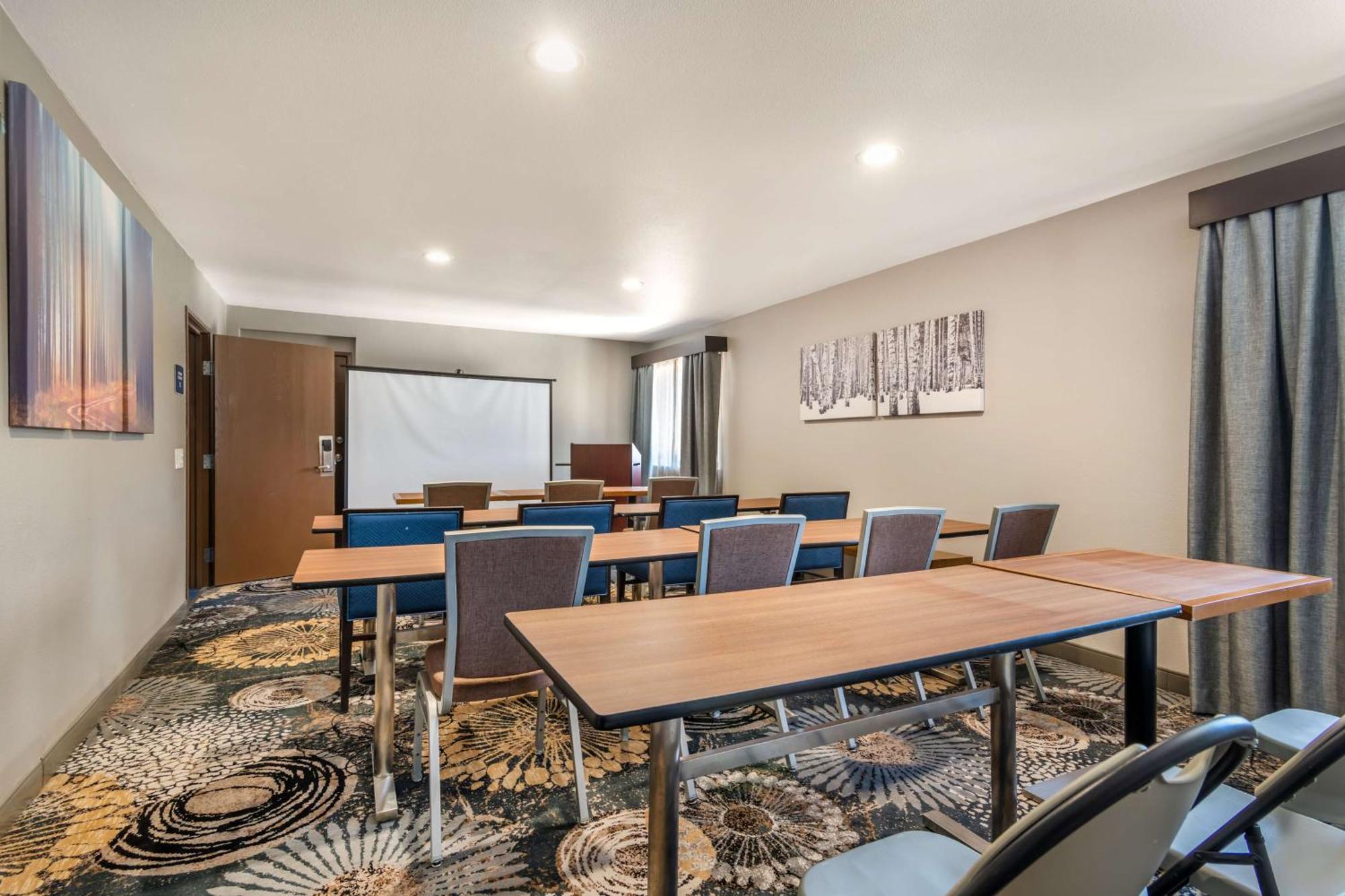 Best Western Atlanta-Marietta Ballpark Hotel Waterford Buitenkant foto