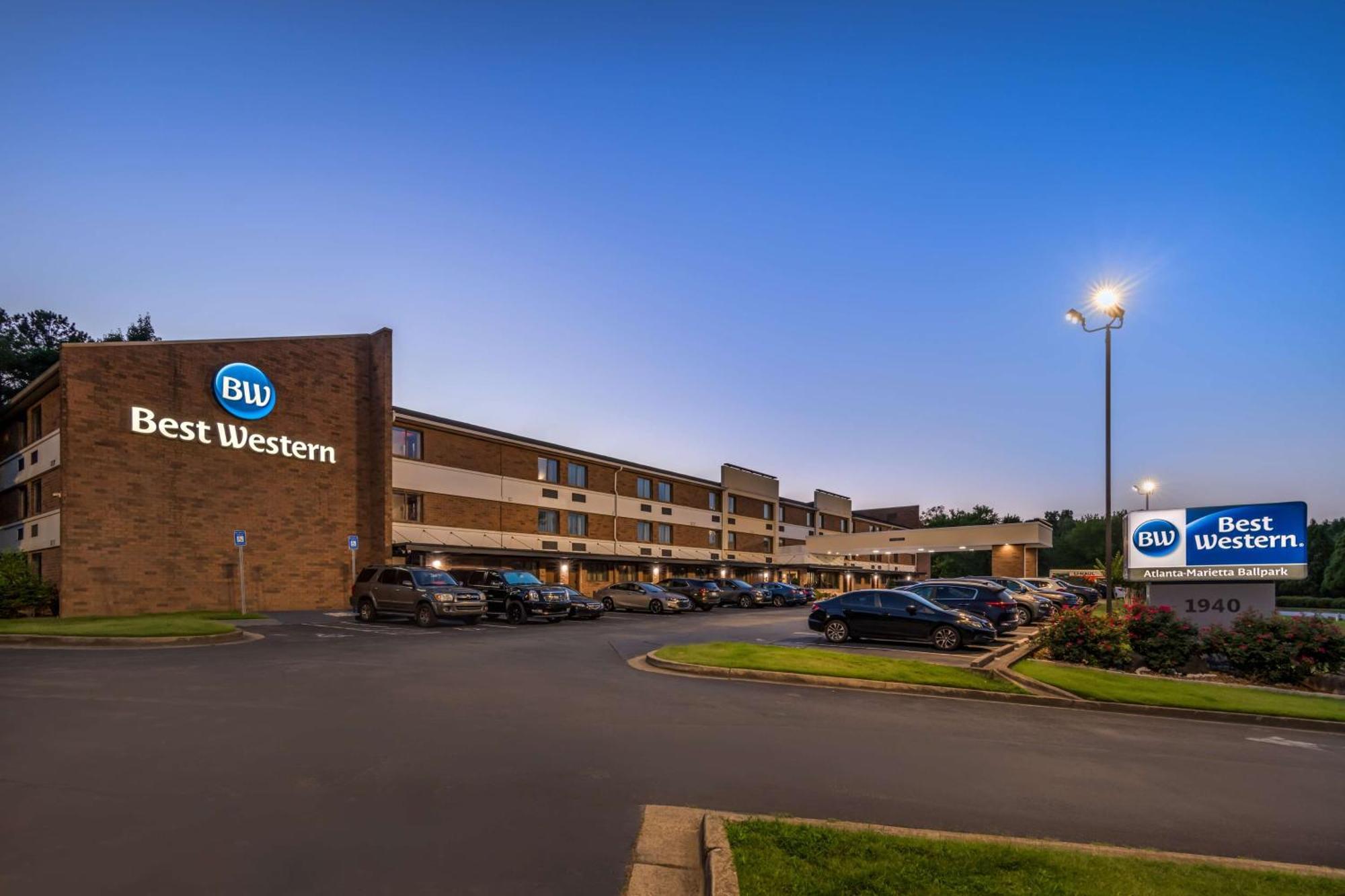 Best Western Atlanta-Marietta Ballpark Hotel Waterford Buitenkant foto